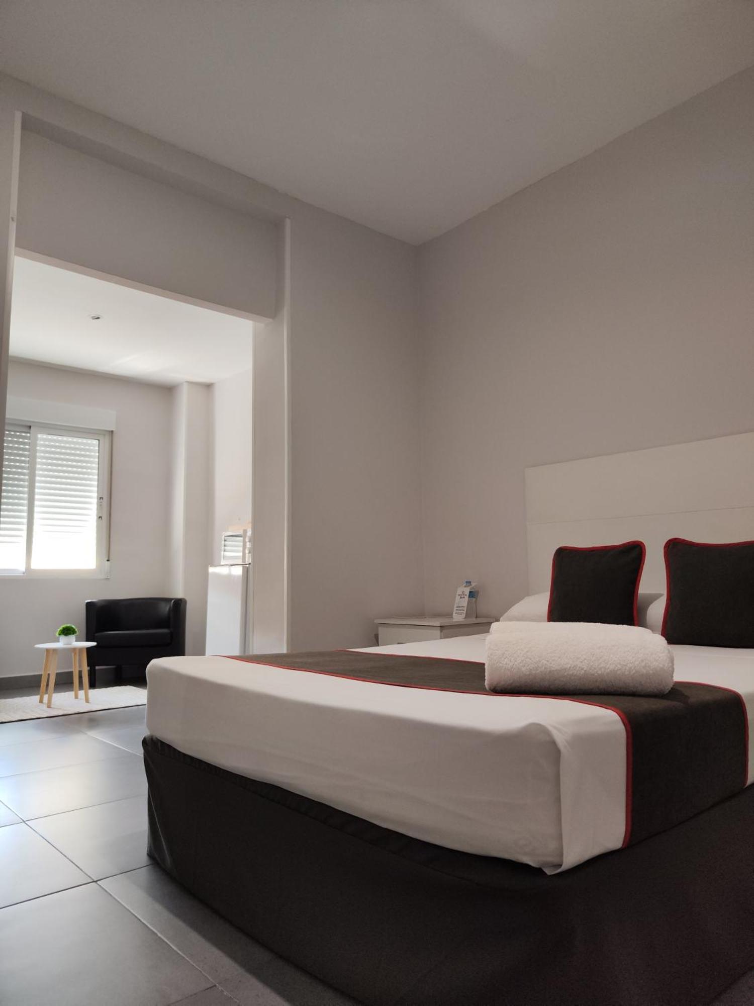 Hostal Jireh Alicante Dış mekan fotoğraf